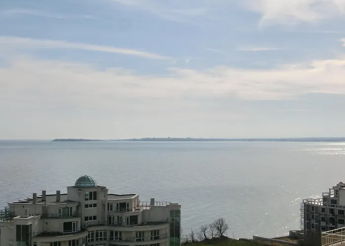 公寓 2 Bedroom Imperial With Panoramic Sea Views, 圣弗拉斯